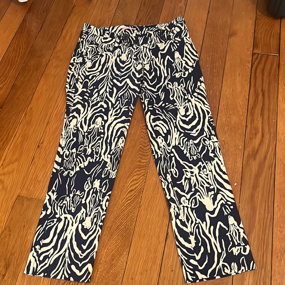 Lilly Pulitzer Blue and White Patterned Pants